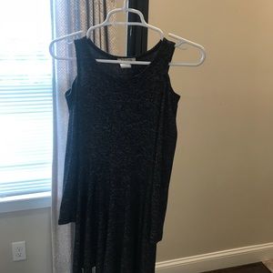 Peekaboo sleeve top.